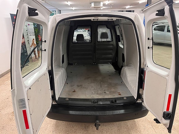 Volkswagen Caddy Maxi 8 of 12