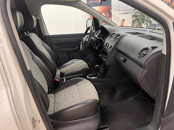 Volkswagen Caddy Maxi 10 of 12