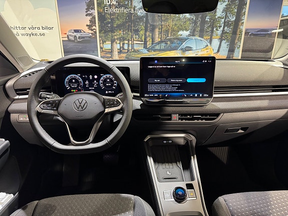 Volkswagen T-Roc 5 of 30