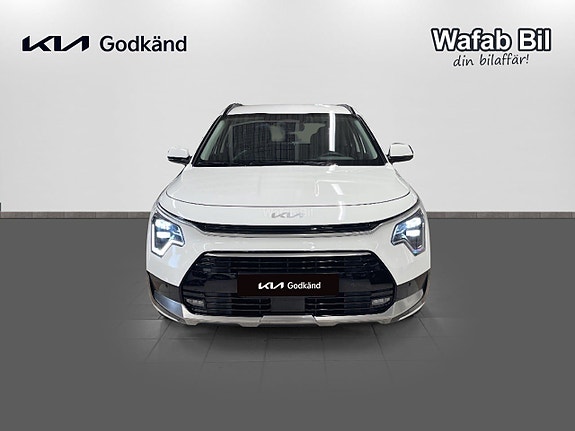 Kia Niro 2 of 15