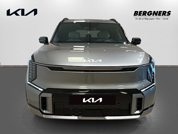 Kia EV9 2 of 5
