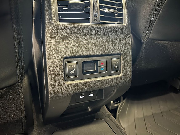 Mitsubishi Outlander 15 of 20