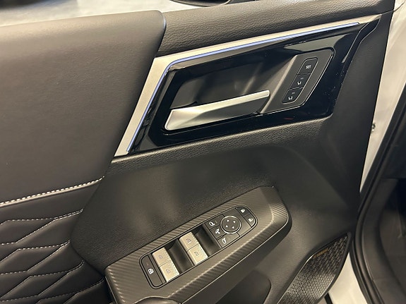Mitsubishi Outlander 17 of 20