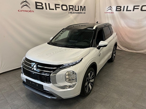 Mitsubishi Outlander 3 of 20