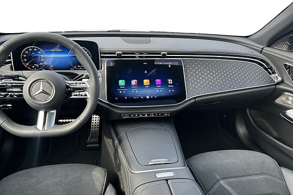 Mercedes-Benz E300 7 of 11