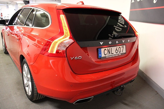 Volvo V60 12 of 18