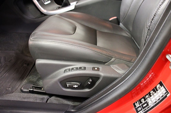 Volvo V60 8 of 18