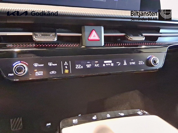 Kia EV6 12 of 16