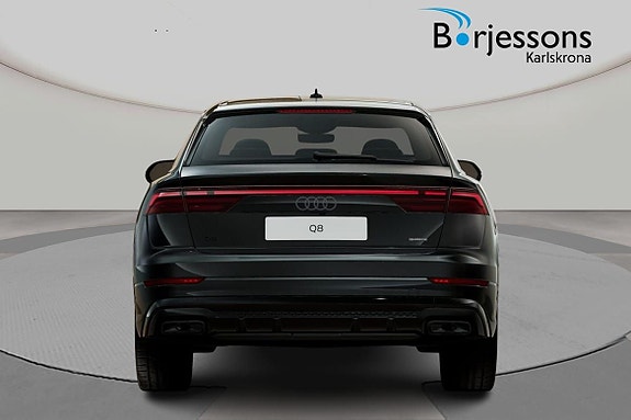 Audi Q8 5 of 5