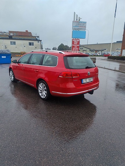 Volkswagen Passat 3 of 5