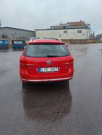Volkswagen Passat 4 of 5