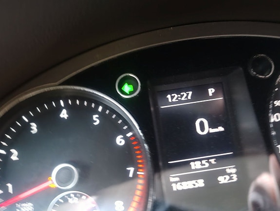 Volkswagen Passat 15 of 18