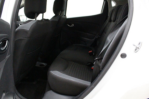Renault Clio 12 of 22