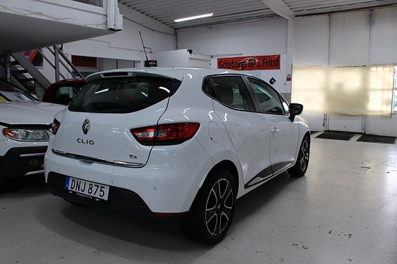 Renault Clio 6 of 22
