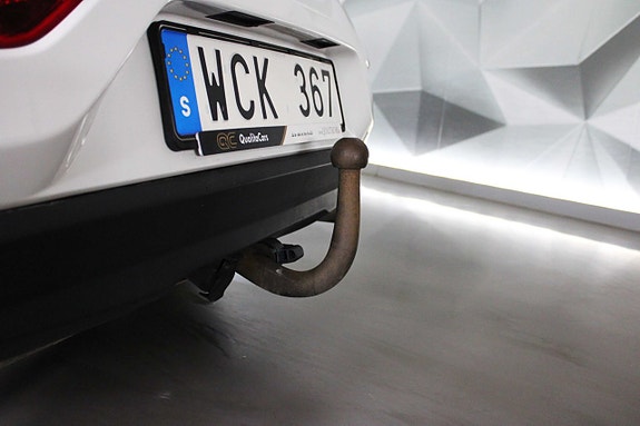 Volvo V40 18 of 24