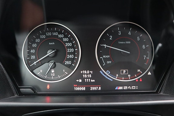 BMW M240i 11 of 13
