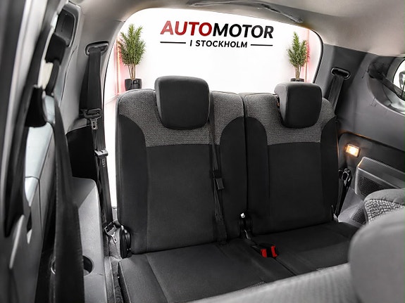 Dacia Lodgy 7 of 9