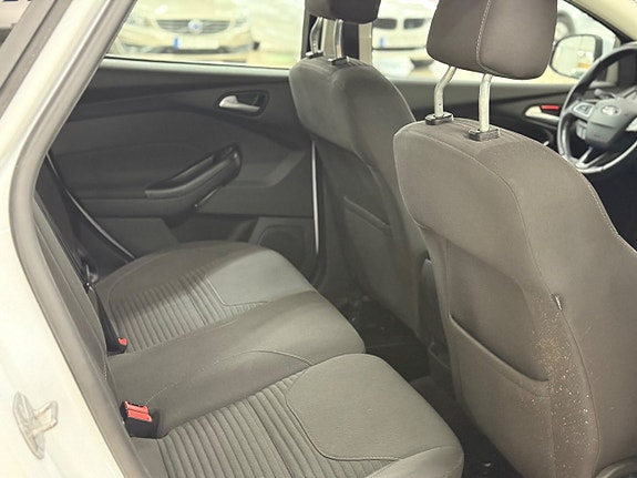 Ford Focus 16 of 17