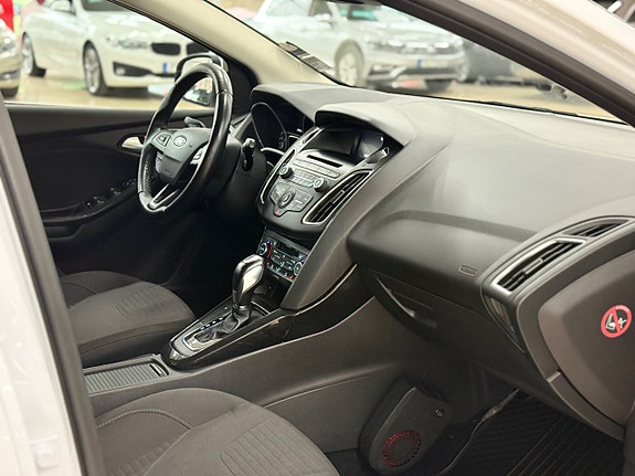 Ford Focus 15 of 17