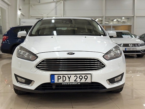 Ford Focus 9 of 17
