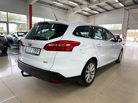 Ford Focus 4 of 5