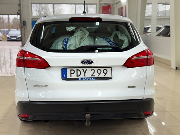 Ford Focus 12 of 17