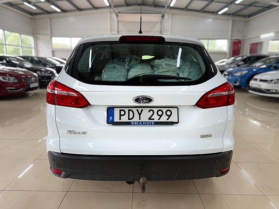 Ford Focus 5 of 5