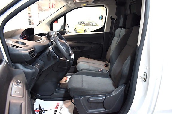Peugeot Partner 8 of 20