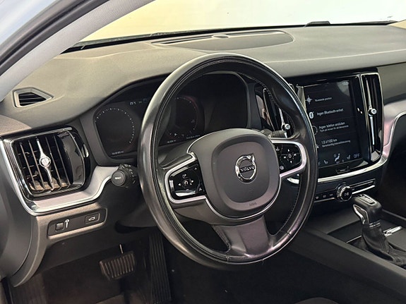 Volvo V60 Cross Country 10 of 18