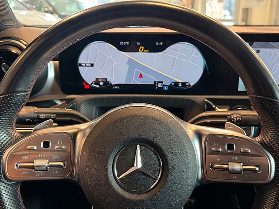 Mercedes-Benz A200 10 of 22