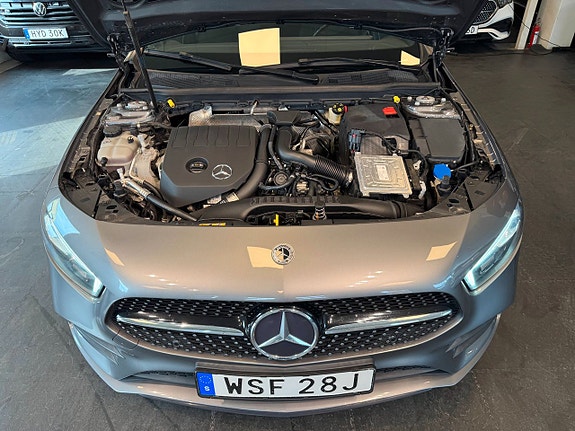 Mercedes-Benz A200 19 of 22