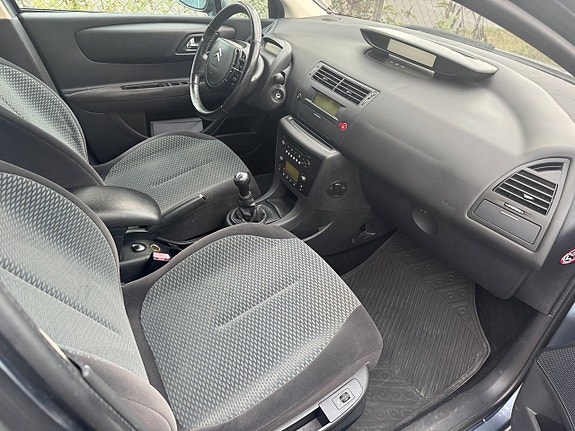Citroen C4 12 of 15