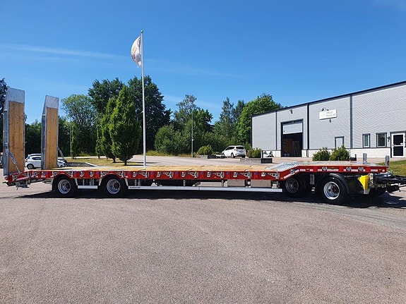 Maskinsläp Humbaur Sverige Edition 12m Leveransklar