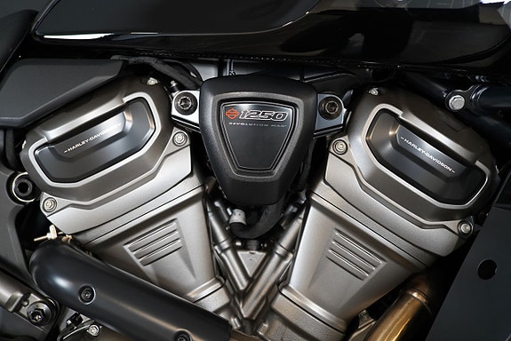 Harley-Davidson Pan America™ 1250 Special 9 of 19