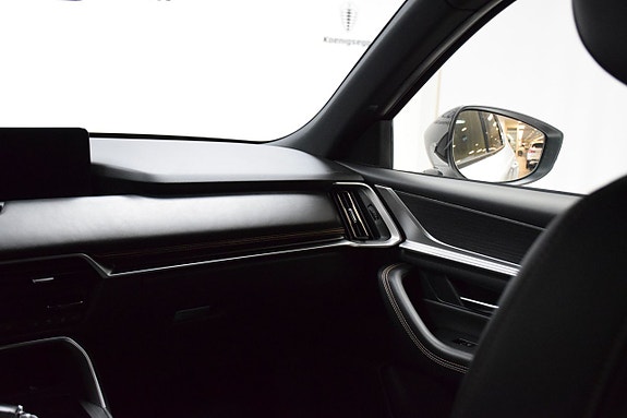 Mazda CX-60 21 of 25