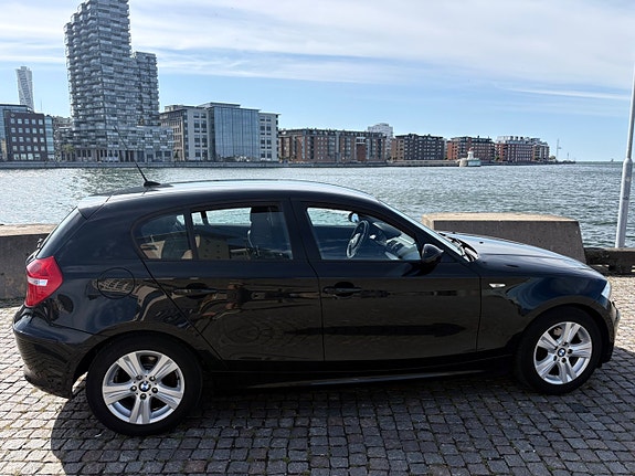 BMW 116i 5 of 13
