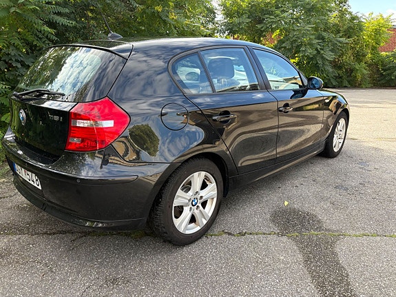 BMW 116i 5 of 5