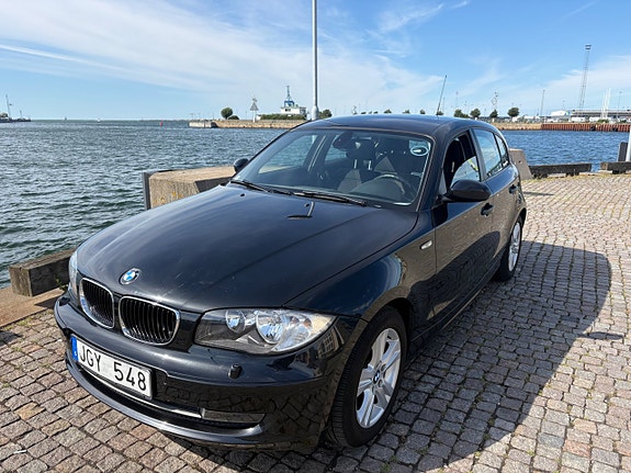 BMW 116i 4 of 13