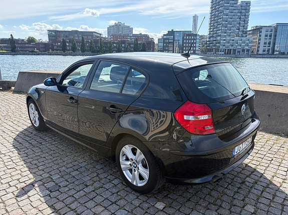 BMW 116i 9 of 13