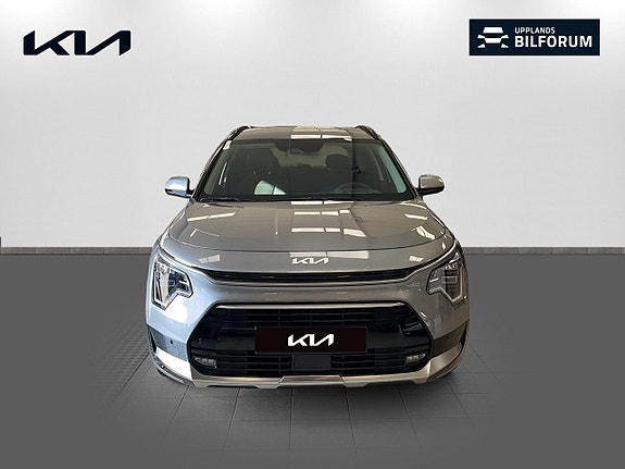 Kia Niro 2 of 5