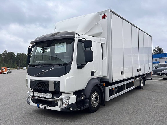 FL 4x2 PLS skåp Öppningsbar sida och bakgavelhiss