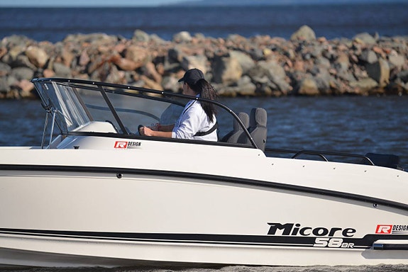 Micore 58BR R-design Yamaha 100hk. 2-års fri service vid köp 9 of 10