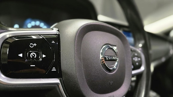 Volvo V90 22 of 27