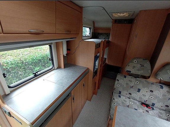 Hymer 4 of 9