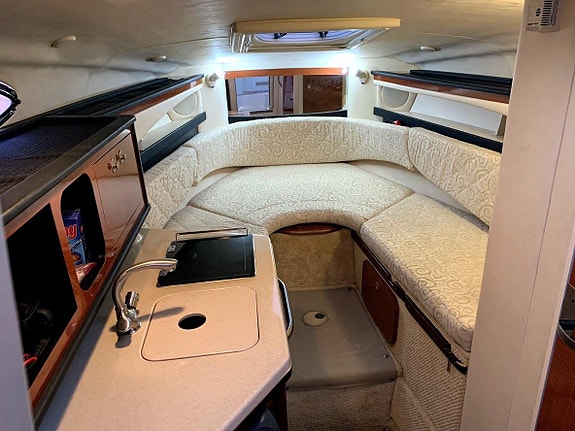 Sea Ray 260/275 Sundancer 2 of 8