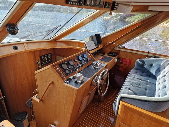 Royal Yachts 45 - nya motorer 16 of 26