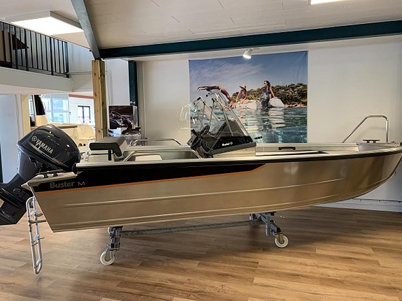 Buster M2 Yamaha F40FETL 2025 MMG EDITION