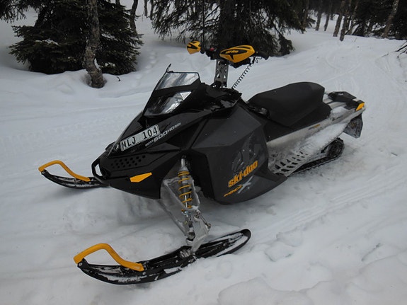 Ski-doo MXZ 600 SDI 4 of 4