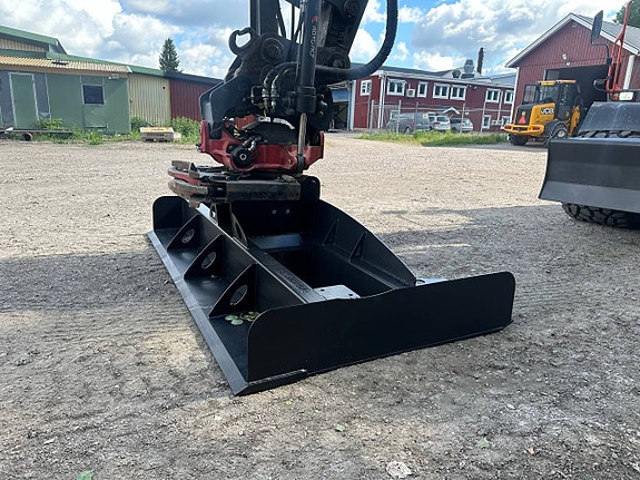 Planeringsbalk med skärstål för grävmaskin 4 of 12