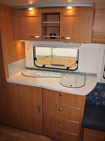 Knaus Royal 580 KS Långbäddar/Överbädd 7 of 10